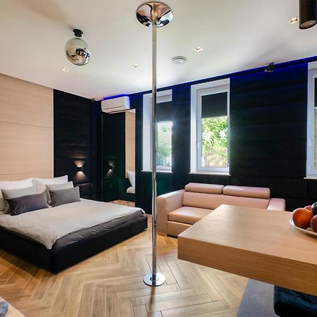 Lupoapartments Z Jacuzzi Pole Dance Leczycka 29 Klimatyzacja Parking Dostep Na Kod Lodz  Exterior photo
