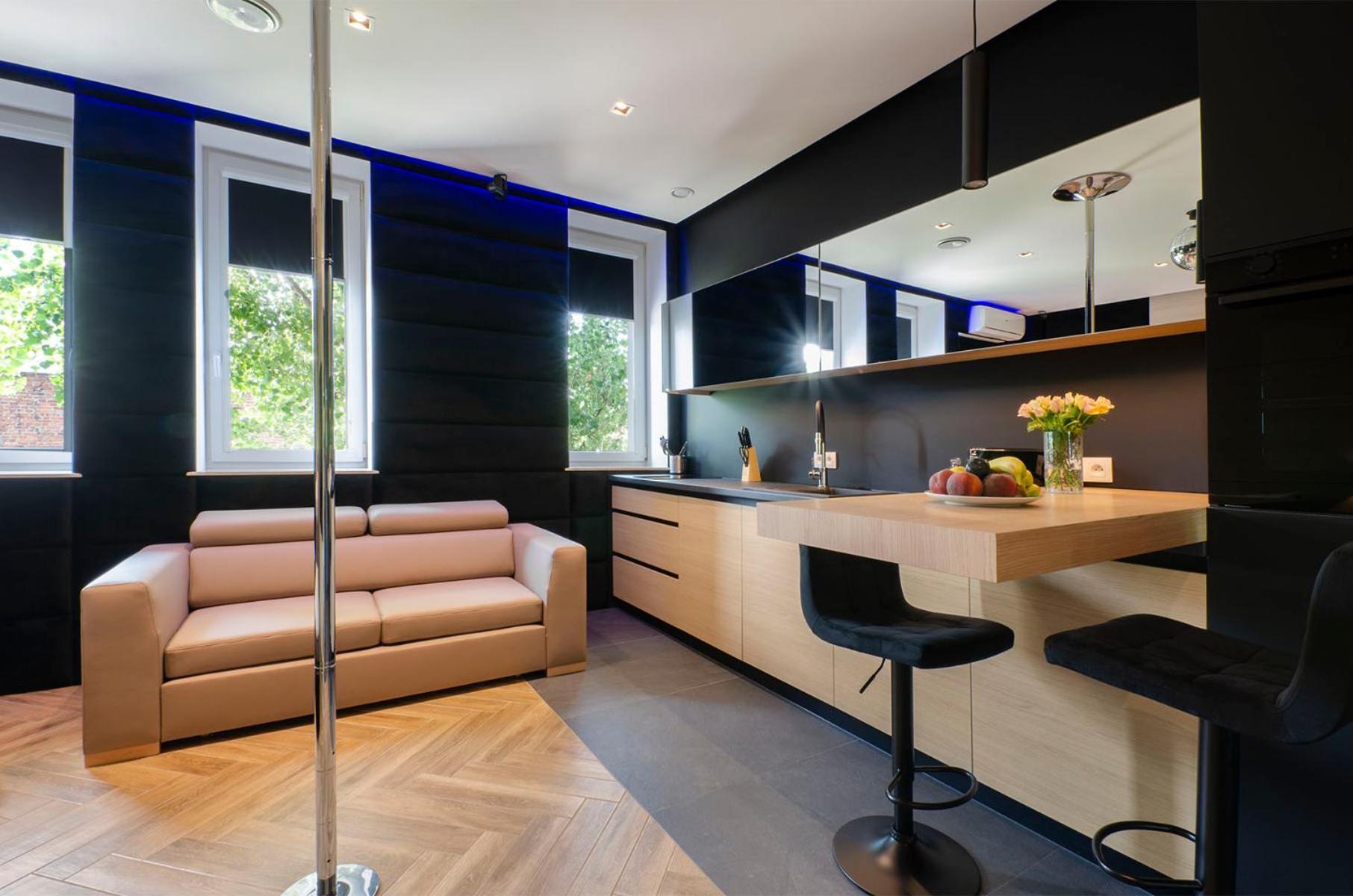 Lupoapartments Z Jacuzzi Pole Dance Leczycka 29 Klimatyzacja Parking Dostep Na Kod Lodz  Room photo